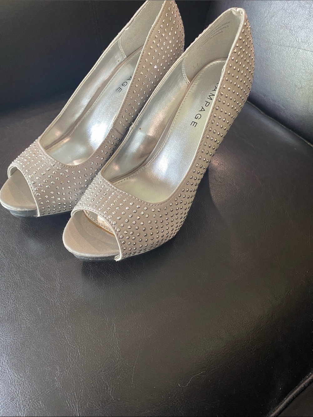 Rampage Women High Heels Silver Studded Dress Shoes Size 8